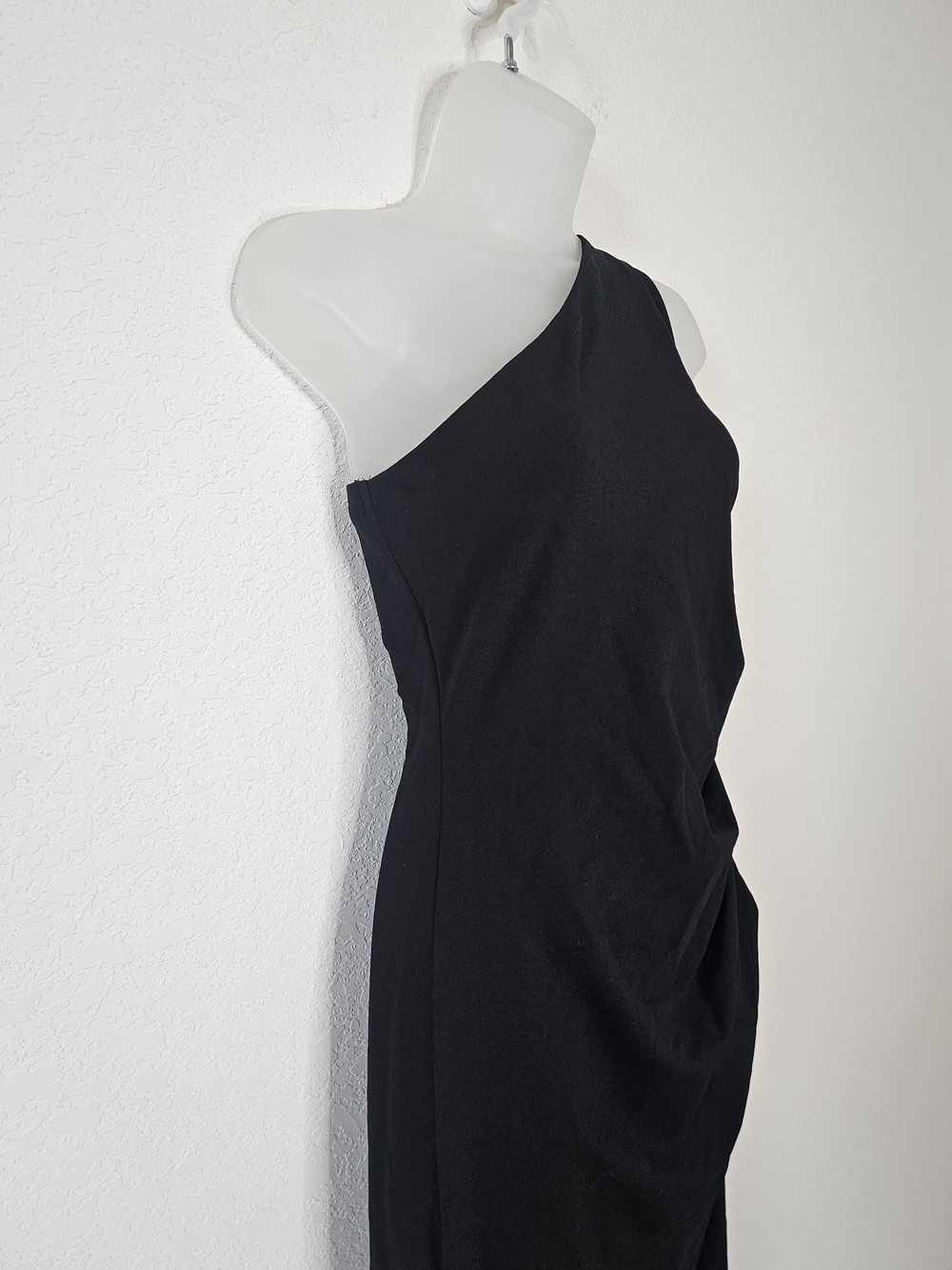 YH & Co Criselda One Shoulder Maxi Dress Black Formal Gown Size 8 NWT - Picture 9 of 15